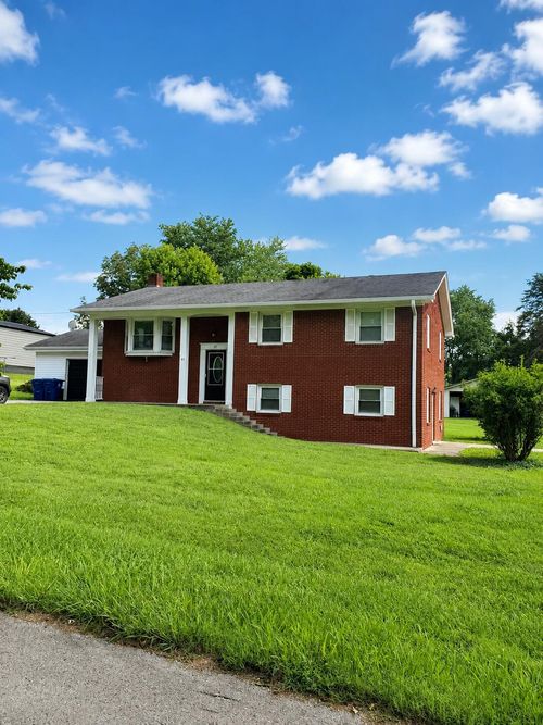 85 Cherry Ln, Burnside, KY, 42519-8475 | Card Image