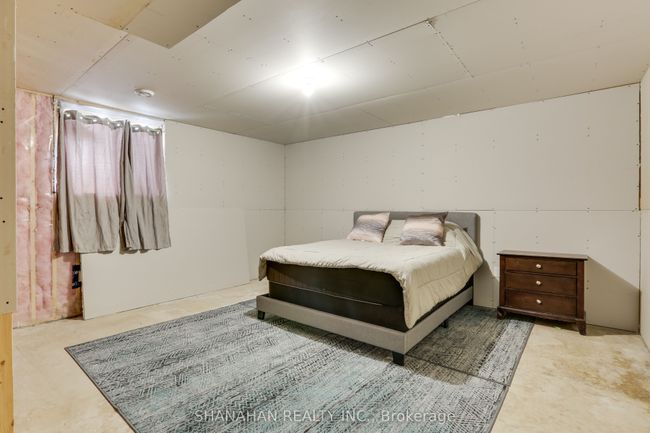 3167 Broadway St, House other with 4 bedrooms, 4 bathrooms and 4 parking in Brooke Alvinston ON | Image 39