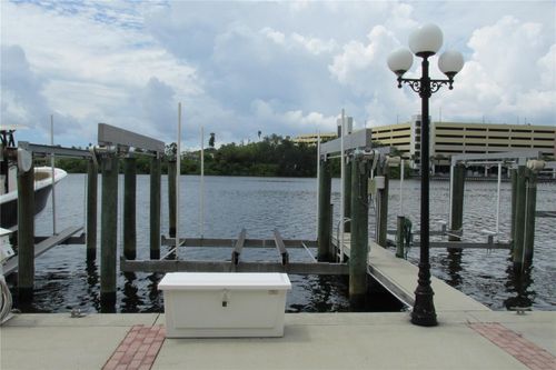 4-0 Seddon Cove Way, TAMPA, FL, 33602 | Card Image