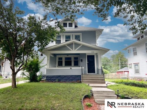 1933 Harwood St, Lincoln, NE, 68502-2727 | Card Image