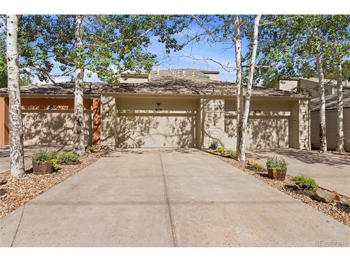 722 Ridgeside Dr, Golden, CO, 80401-5758 | Card Image