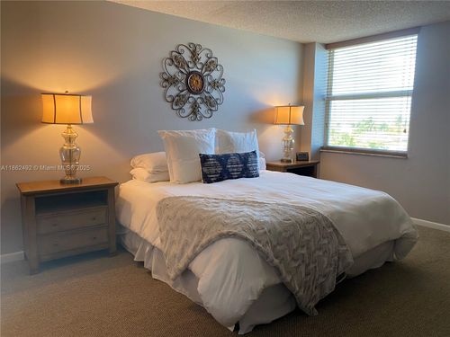 apt-5k-2935 Ne 163rd St, North Miami Beach, FL, 33160-4417 | Card Image