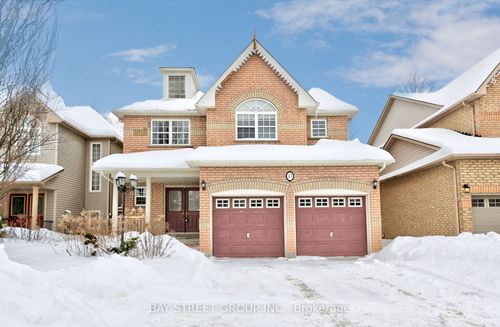 43 English Oak Dr, Richmond Hill, ON, L4E3W2 | Card Image