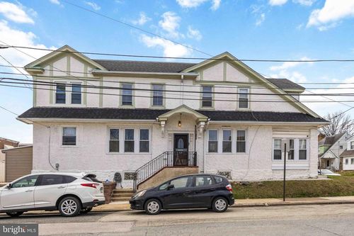 537 Elm Ave, UPPER DARBY, PA, 19082-2124 | Card Image