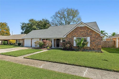 2112 Oak Tree Drive, La Place, LA, 70068 | Card Image