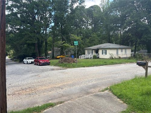 479 Aberdeen Dr Nw, Atlanta, GA, 30318-6301 | Card Image