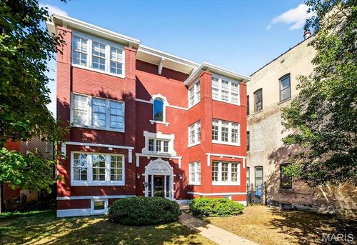 apt-2e-4317 Maryland Ave, Saint Louis, MO, 63108-2725 | Card Image