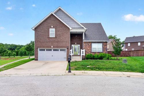 1031 Christian James Ct, Clarksville, TN, 37043-1645 | Card Image