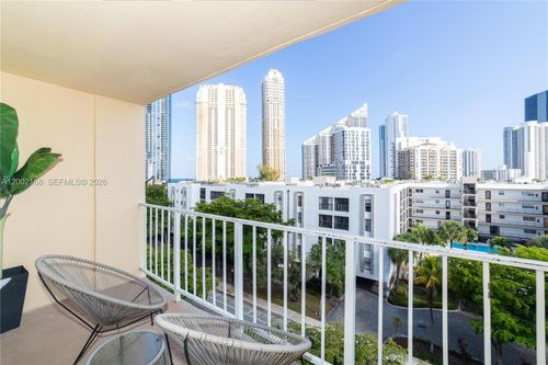 0-200 178th Dr, Sunny Isles Beach, FL, 33160 | Card Image