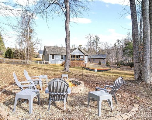 12 Crystal Cove Dr, Hendersonville, NC, 28739-0159 | Card Image