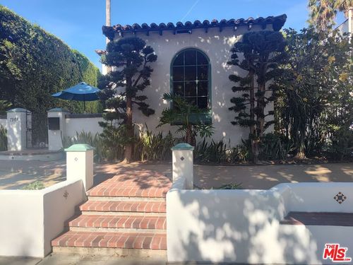 7961 Norton Ave, West Hollywood, CA, 90046-5208 | Card Image