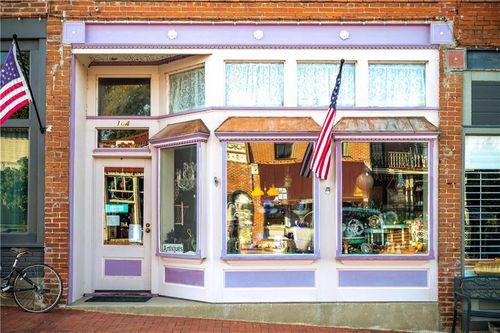 104 Main St, Blackwater, MO, 65322-1042 | Card Image