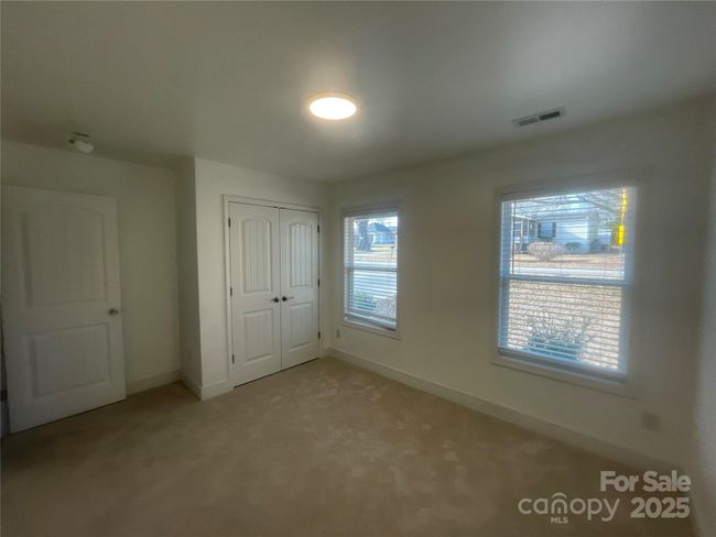 Bedroom | Image 17