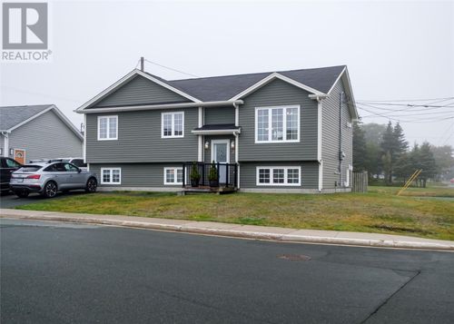 2 Otter Dr, St. John's, NL, A1A0B3 | Card Image