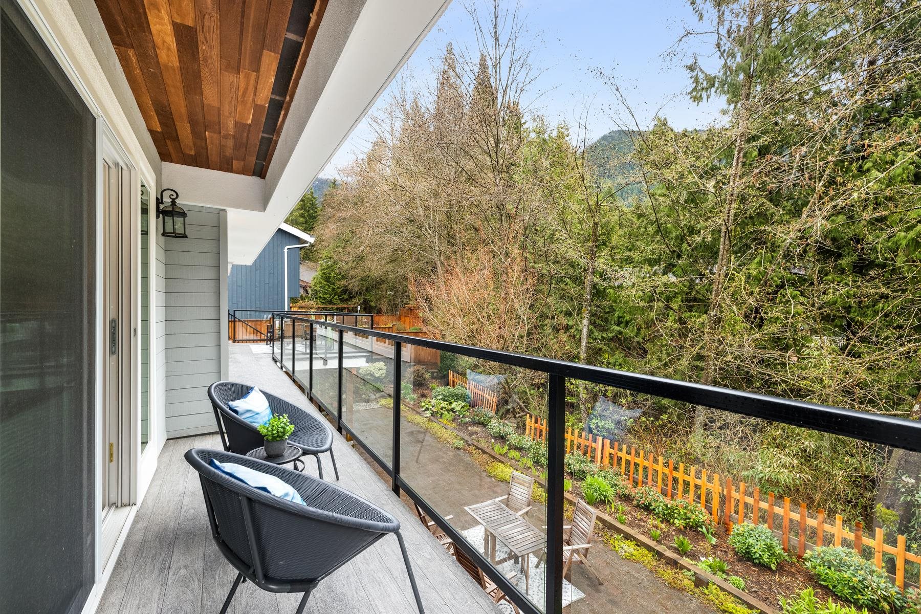 5480 Blueberry Lane, House other with 4 bedrooms, 2 bathrooms and 4 parking in North Vancouver BC | Image 24
