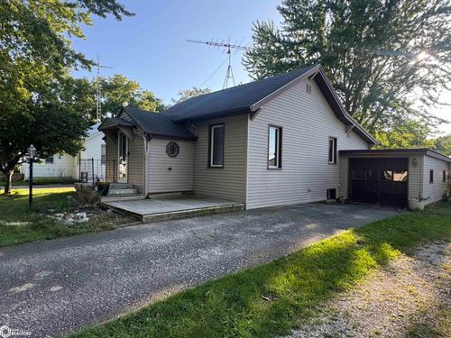109 Walnut St., Auburn, IA, 51433 | Card Image