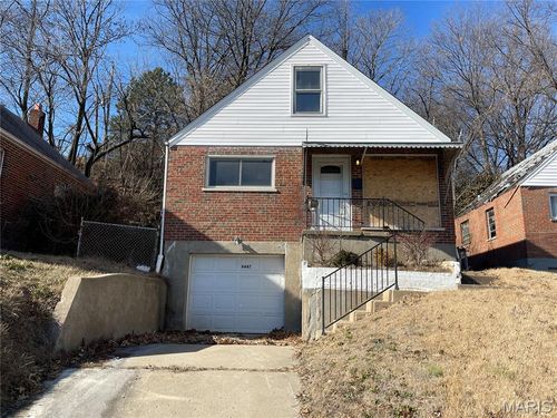 8447 Concord Pl, Saint Louis, MO, 63147-1911 | Card Image