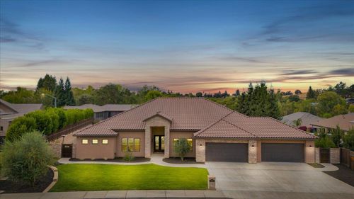 10407 Fox Borough Dr, Oakdale, CA, 95361-7654 | Card Image