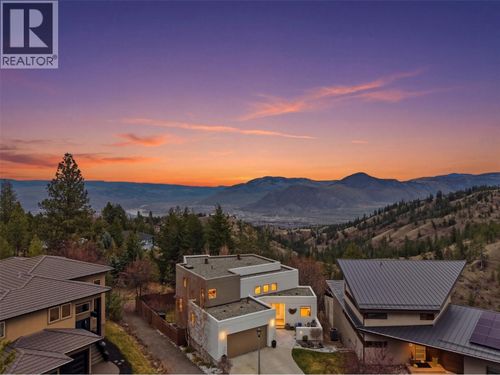 7 Chancellor Dr, Kamloops, BC, V2E2P1 | Card Image