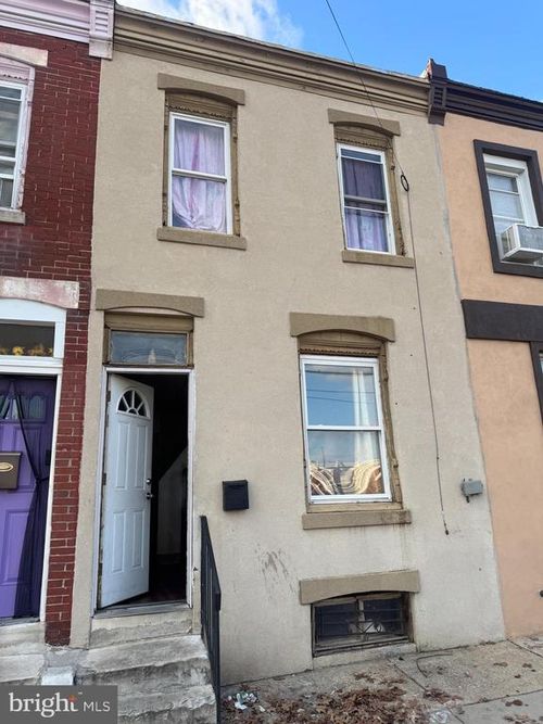 2808 N Leithgow St, PHILADELPHIA, PA, 19133-3121 | Card Image