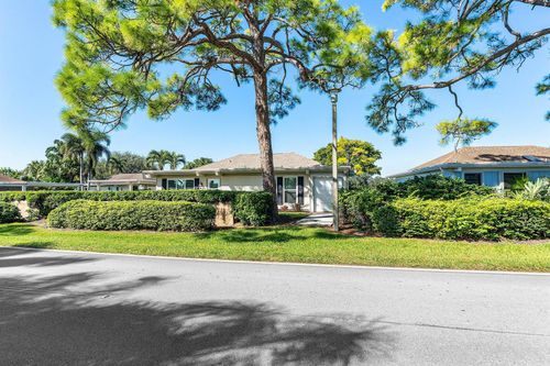 13731 Eastpointe Way, Palm Beach Gardens, FL, 33418-1461 | Card Image