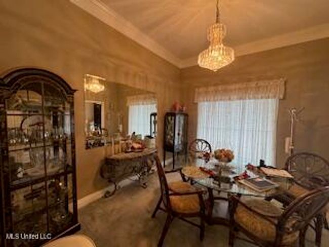 Dining 2 | Image 21
