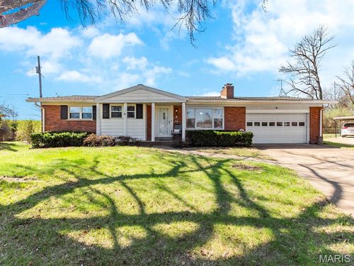 642 Laven Del Ln, Kirkwood, MO, 63122-1115 | Card Image