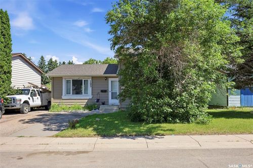 123 Kirkpatrick Crescent, Saskatoon, SK, S7L6Z1 | Card Image