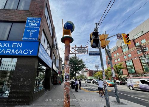 349 College St, Toronto, ON, M5T1S5 | Card Image
