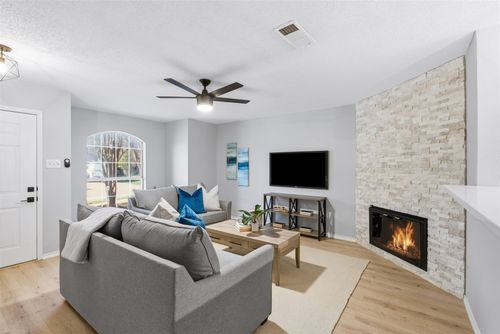 1379 Honeysuckle Ln, Lewisville, TX, 75077-2179 | Card Image