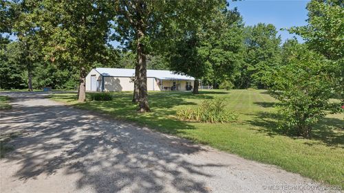 55 Lakewood Estate Dr, Spavinaw, OK, 74366-1109 | Card Image