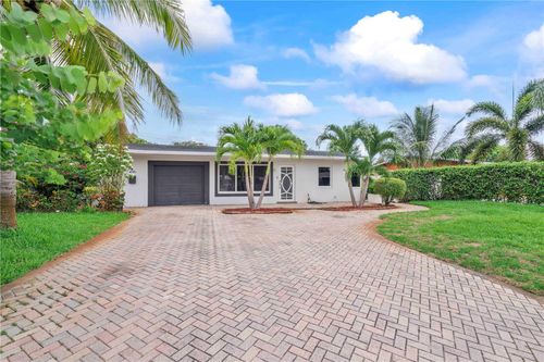 1541 Ne 32nd Pl, Pompano Beach, FL, 33064-6727 | Card Image