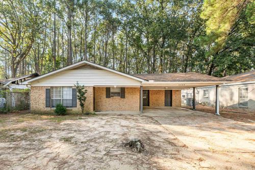 5709 Chaucer Ln, Little Rock, AR, 72209-4964 | Card Image