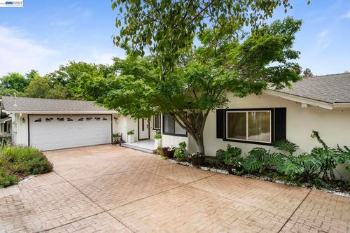 656 La Vista Rd, Walnut Creek, CA, 94598-4809 | Card Image