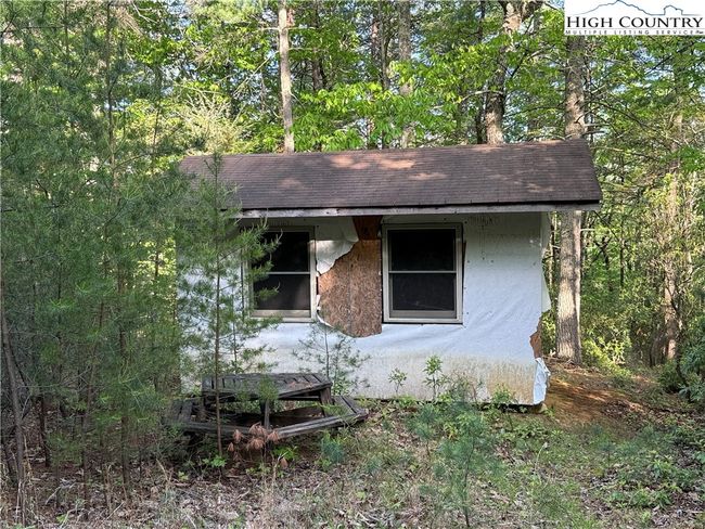 Storage Building on Lot 27 | Image 11