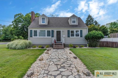 143 Parker St, Middlesex, NJ, 08846-2255 | Card Image