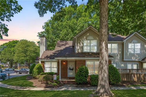 805 Masters Trl, Newport News, VA, 23602-8837 | Card Image