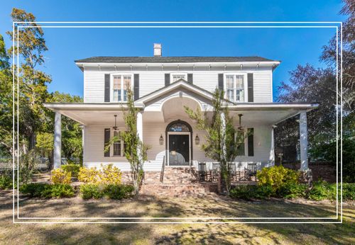 424 Barnwell Ave Nw, Aiken, SC, 29801-3938 | Card Image