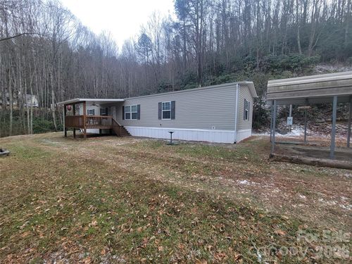 859 Big Cove Rd, Waynesville, NC, 28786-2173 | Card Image