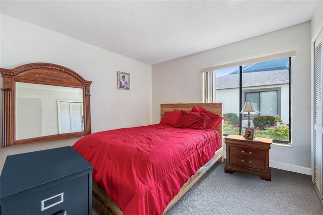 98 Lakepointe Cir, Townhouse with 3 bedrooms, 2 bathrooms and null parking in KISSIMMEE FL | Image 17