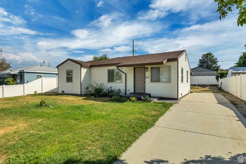 4403 5615, Kearns, UT, 84118-5113 | Card Image