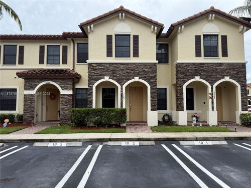 3204 Se 5th Ct, Homestead, FL, 33033-7227 | Card Image