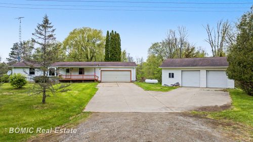 4490 O'Brien Road, Vassar Township, MI, 48768 | Card Image