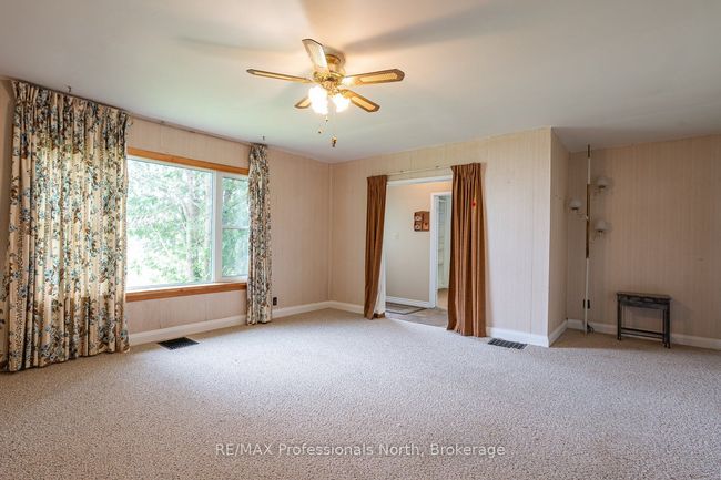 2319 Loop Rd, House other with 3 bedrooms, 1 bathrooms and 4 parking in Wilberforce ON | Image 10
