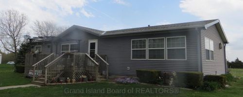 608 1st St, Glenvil, NE, 68941-2717 | Card Image