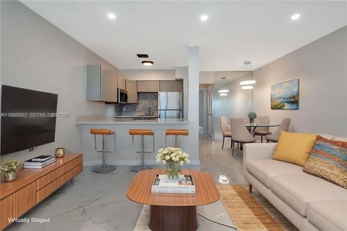 apt-14b-820 Sw 11th Ave, Hallandale Beach, FL, 33009-7706 | Card Image