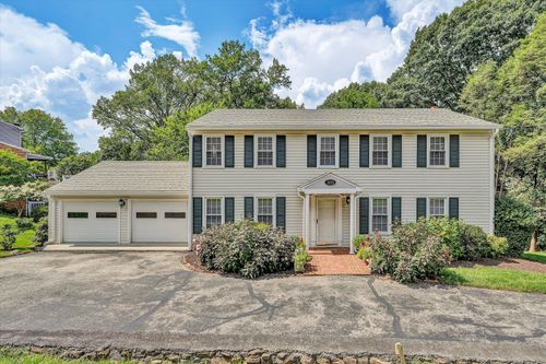 103 Eagle Dr, Salem, VA, 24153-6849 | Card Image