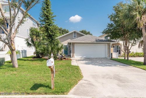443 15th Ave S, Jacksonville Beach, FL, 32250-4920 | Card Image