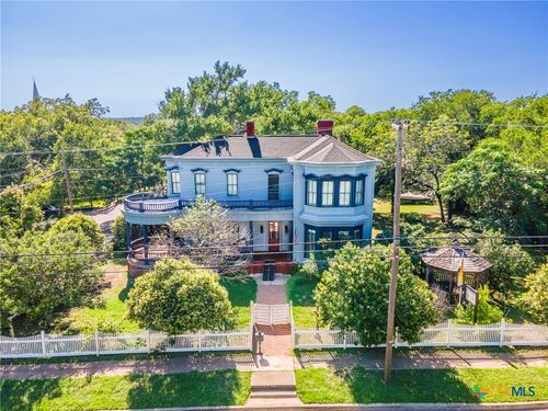 702 N Penelope St, Belton, TX, 76513-2634 | Card Image