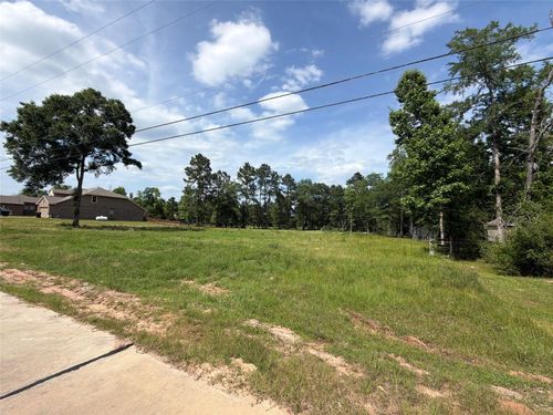6218 Rolling Hills Rd, Conroe, TX, 77303-4610 | Card Image
